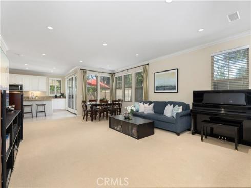 81  Splendor  , Irvine, CA