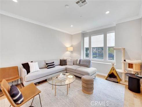 140 Acamar , Irvine, CA