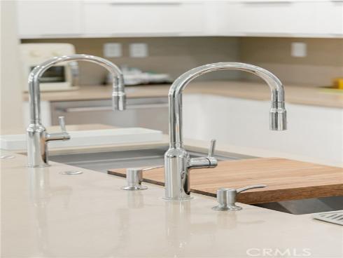 140 Acamar , Irvine, CA