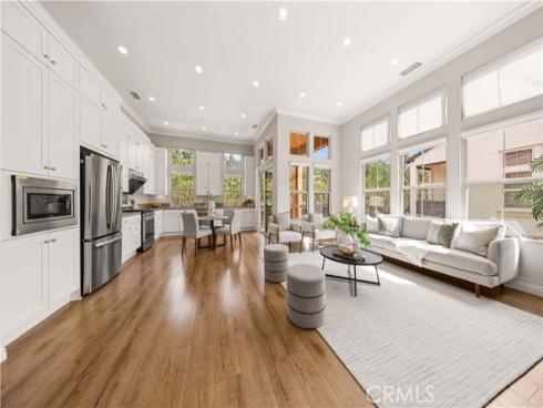 240 Mayfair , Irvine, CA