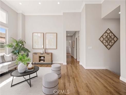 240 Mayfair , Irvine, CA