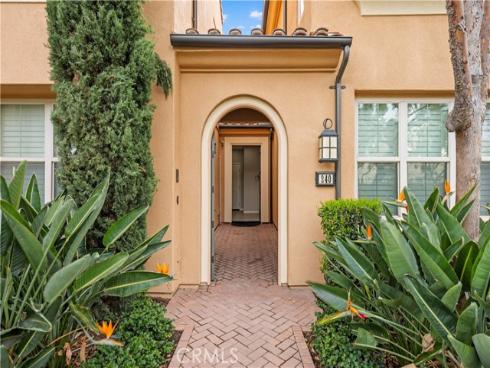 240 Mayfair , Irvine, CA