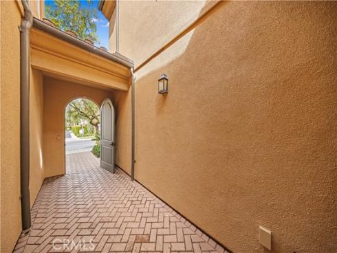 240 Mayfair , Irvine, CA