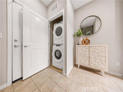 240 Mayfair , Irvine, CA