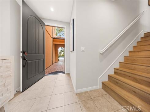 240 Mayfair , Irvine, CA