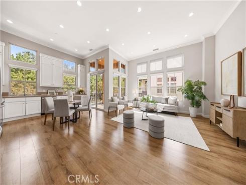 240 Mayfair , Irvine, CA