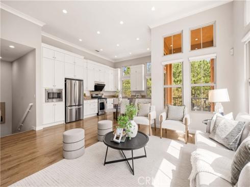 240 Mayfair , Irvine, CA