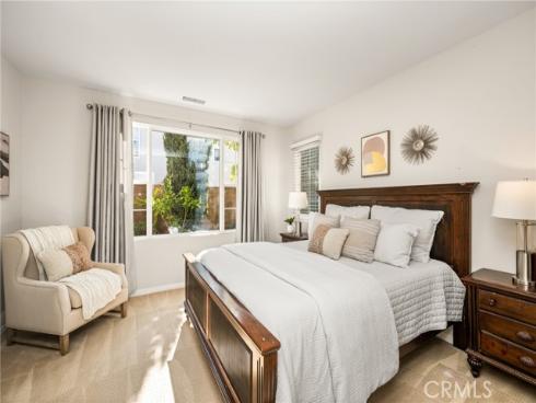 62 Crabapple , Irvine, CA