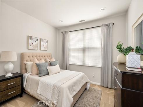 62 Crabapple , Irvine, CA