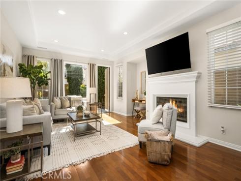 62 Crabapple , Irvine, CA