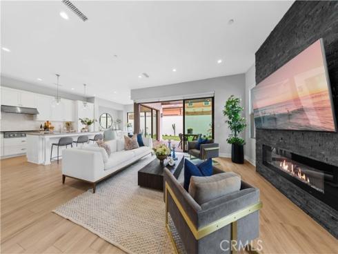 181 Plum Lily , Irvine, CA