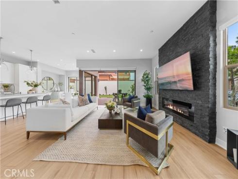 181 Plum Lily , Irvine, CA