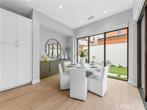 181 Plum Lily , Irvine, CA