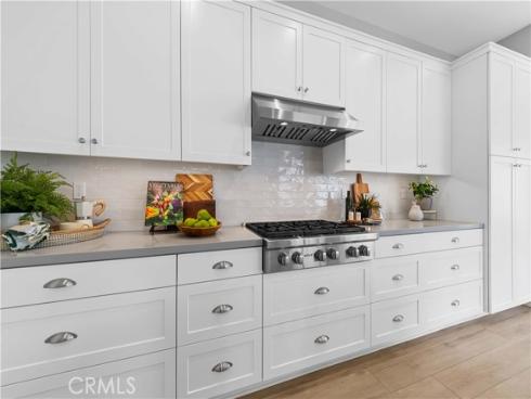 181 Plum Lily , Irvine, CA