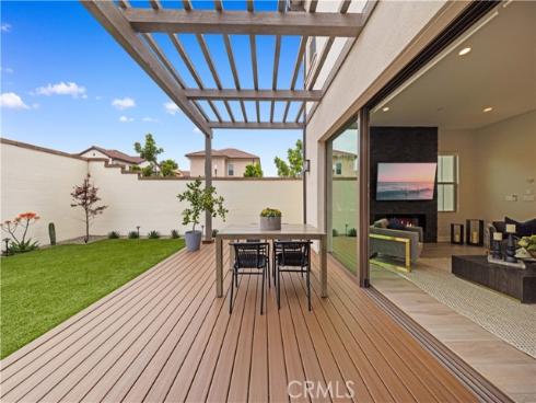 181 Plum Lily , Irvine, CA