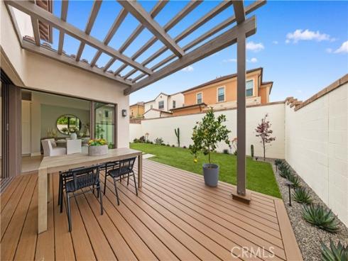 181 Plum Lily , Irvine, CA