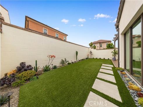 181 Plum Lily , Irvine, CA