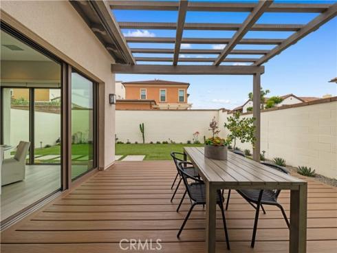 181 Plum Lily , Irvine, CA