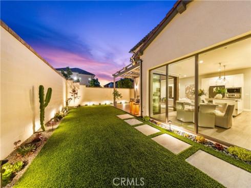 181 Plum Lily , Irvine, CA