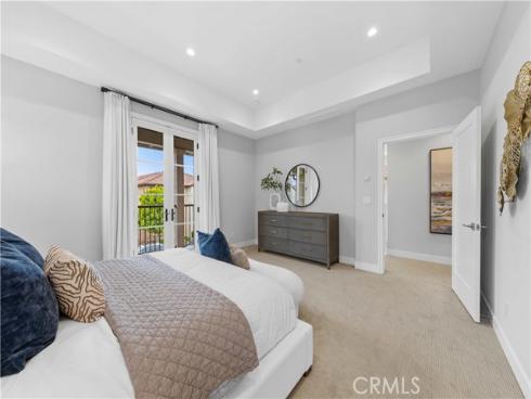 181 Plum Lily , Irvine, CA