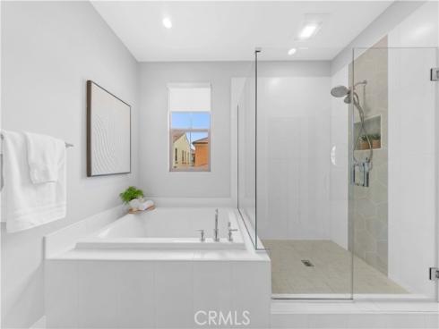 181 Plum Lily , Irvine, CA