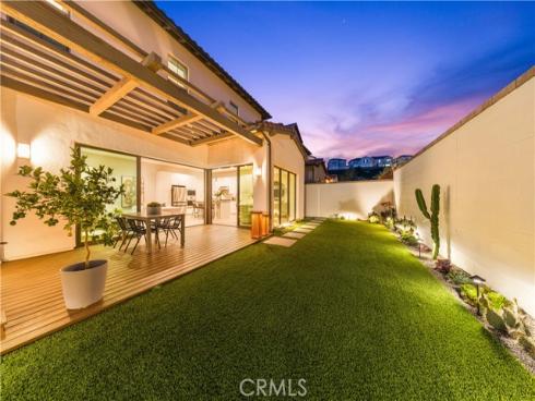 181 Plum Lily , Irvine, CA