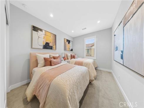 181 Plum Lily , Irvine, CA