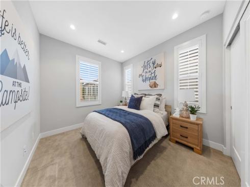 181 Plum Lily , Irvine, CA