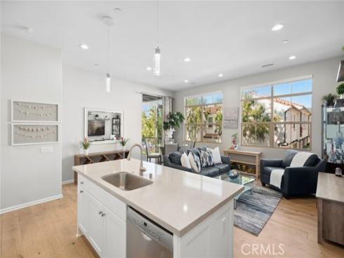 127 Outwest , Irvine, CA