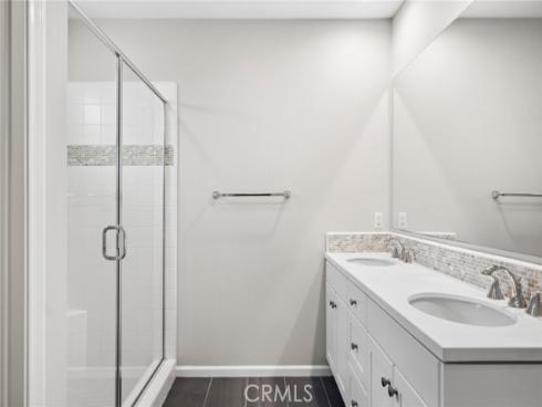 127 Outwest , Irvine, CA