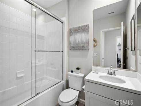 127 Outwest , Irvine, CA