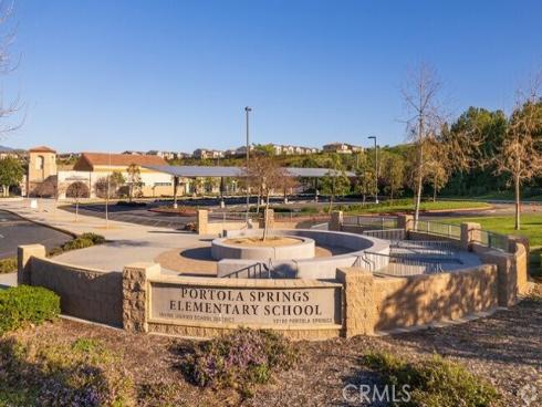 127 Outwest , Irvine, CA