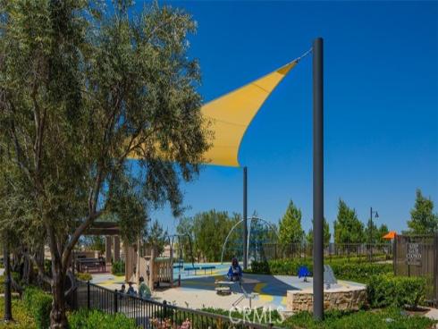 127 Outwest , Irvine, CA