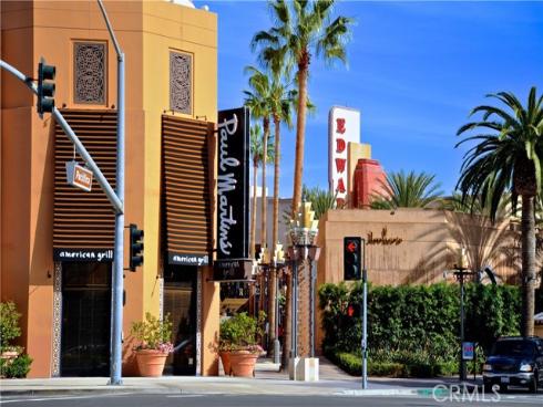 127 Outwest , Irvine, CA
