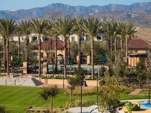 127  Outwest  , Irvine, CA