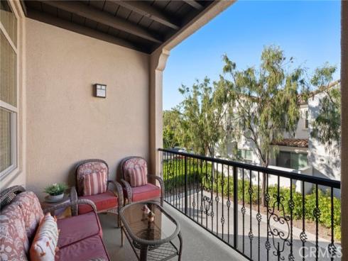 127 Outwest , Irvine, CA