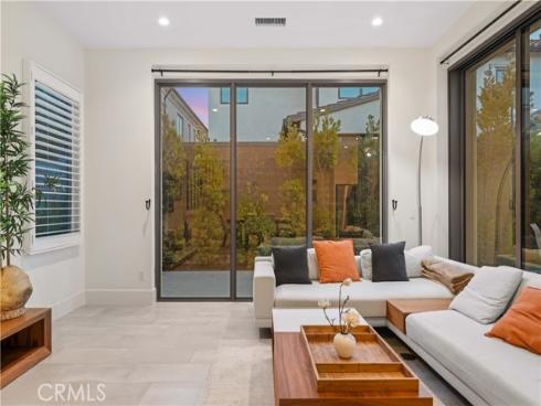 123 Statura , Irvine, CA