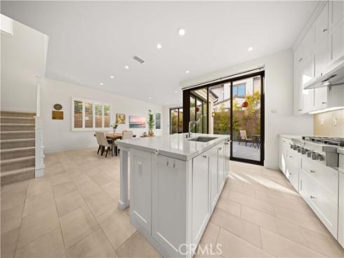 123 Statura , Irvine, CA