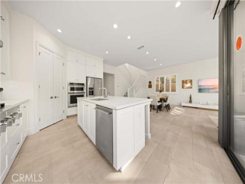 123 Statura , Irvine, CA