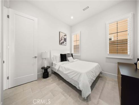 123 Statura , Irvine, CA