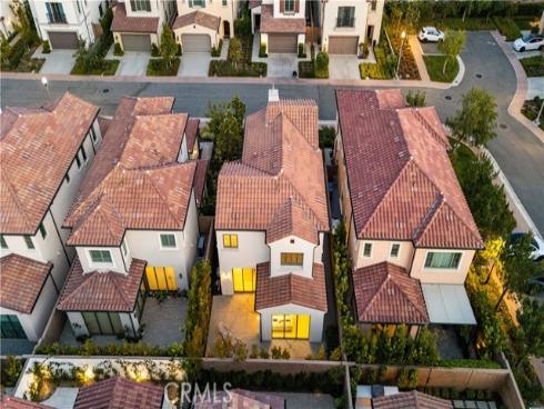 123 Statura , Irvine, CA