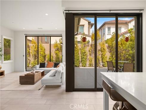 123 Statura , Irvine, CA