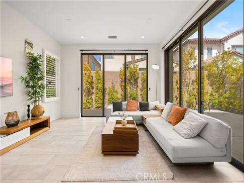 123 Statura , Irvine, CA