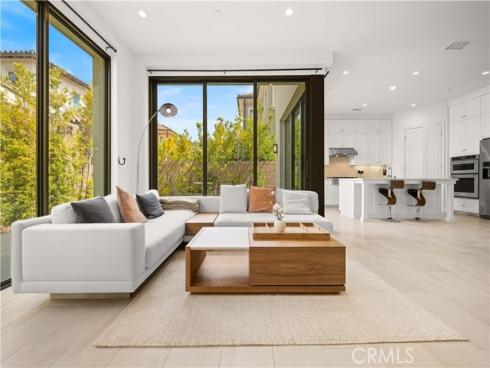 123 Statura , Irvine, CA