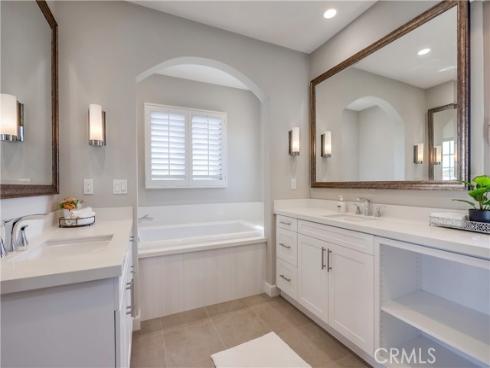 54 Rim Crst , Irvine, CA