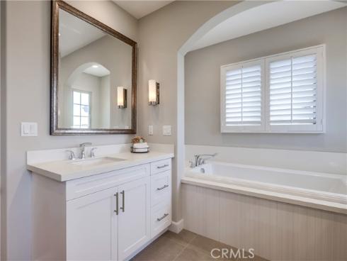 54 Rim Crst , Irvine, CA