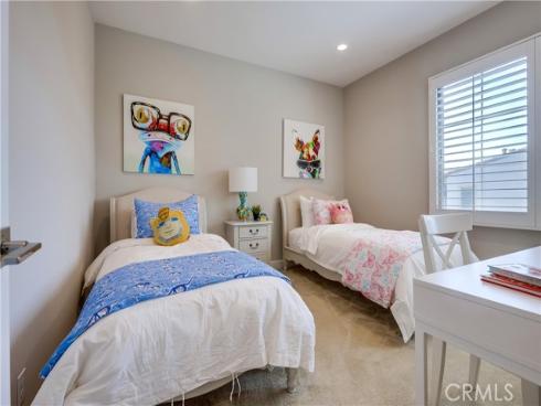 54 Rim Crst , Irvine, CA