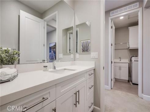 54 Rim Crst , Irvine, CA