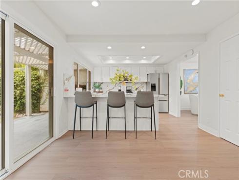 49 W Yale 26 Loop, Irvine, CA