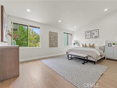 49 W Yale 26 Loop, Irvine, CA